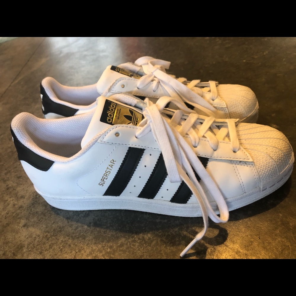 size 8.5 Adidas superstars!